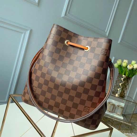 VUITTON LOUIS NÉONOÉ 0716